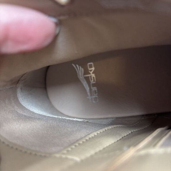 NEW Dansko Womens Size 37 / US 6.5 Taupe Tan Burnished Nubuck Brook Bootie Boot - Picture 10 of 10